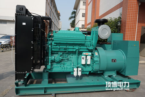 為什么企業(yè)優(yōu)先選擇康明斯柴油發(fā)電機(jī)組品牌？