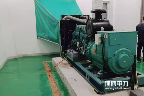 柴油發(fā)電機(jī)組好處多，發(fā)動(dòng)機(jī)使用柴油要慎重